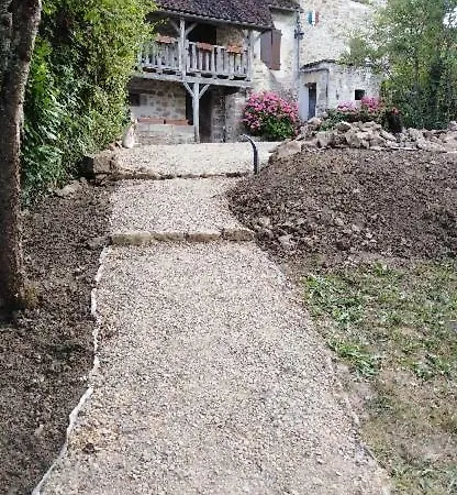 Holiday home Lesgabares *
